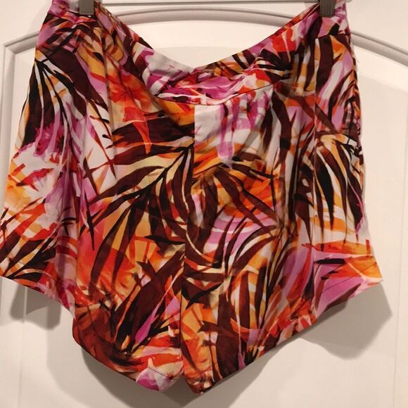 🎉1 hr sale🎉Cache short/skirt - Picture 5 of 6